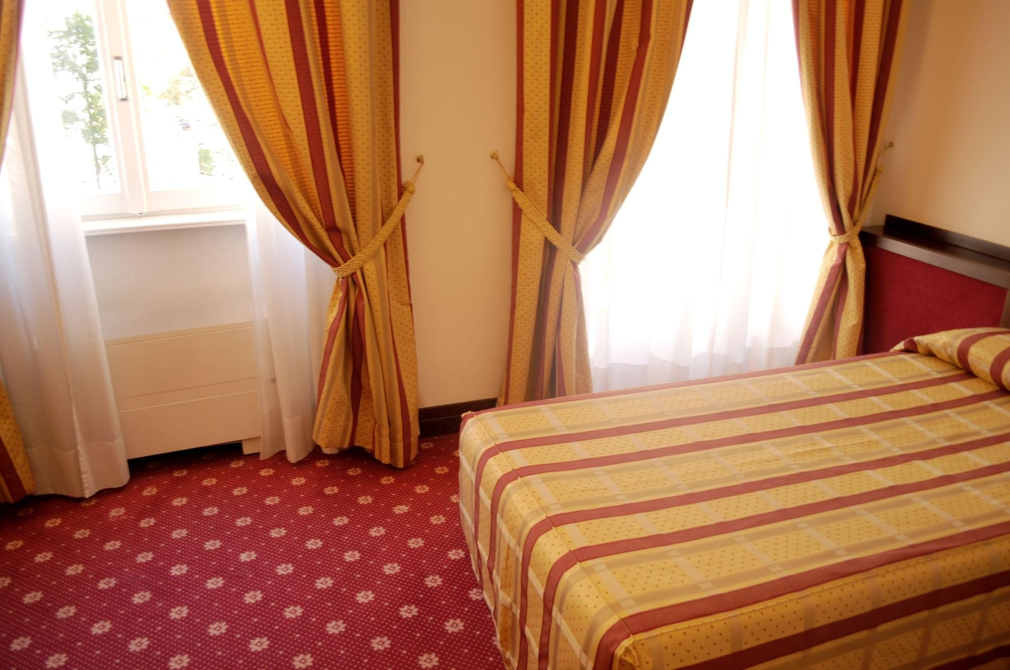 Hotel Excelsior San Marco Бергамо Экстерьер фото