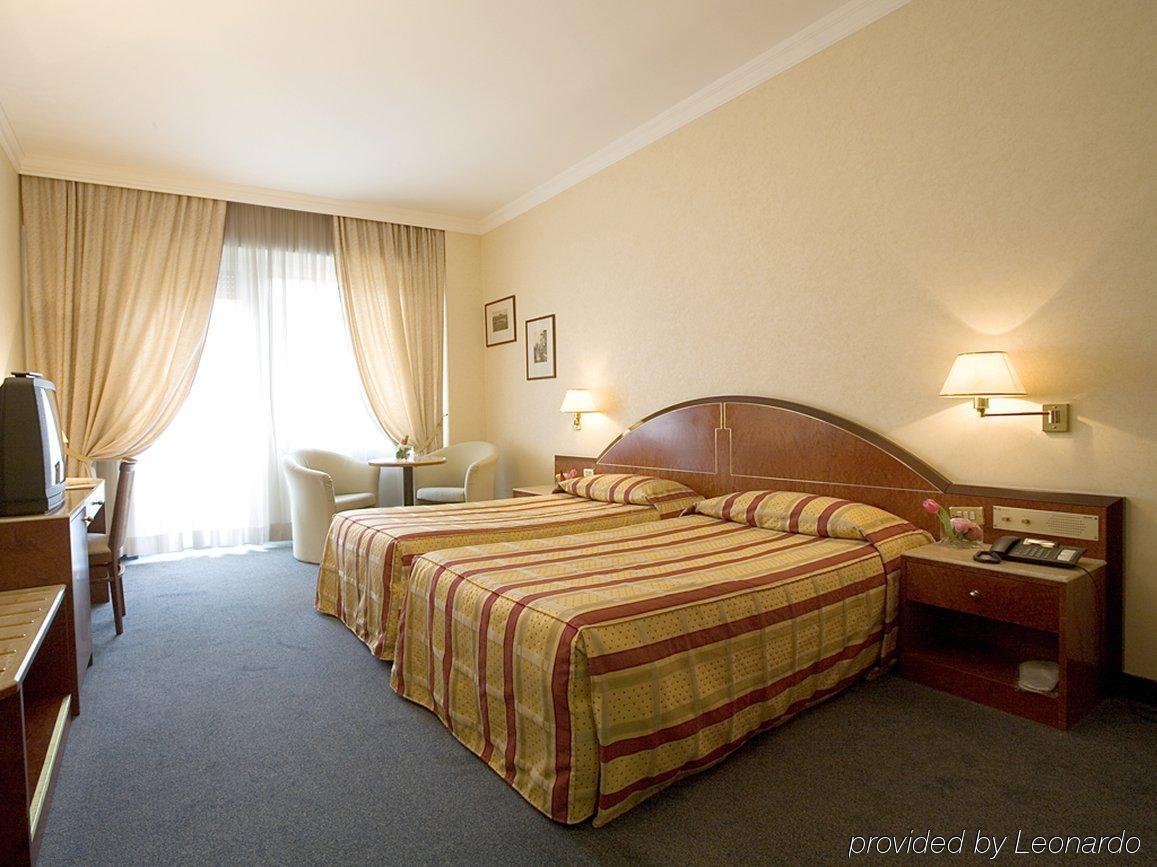 Hotel Excelsior San Marco Бергамо Номер фото