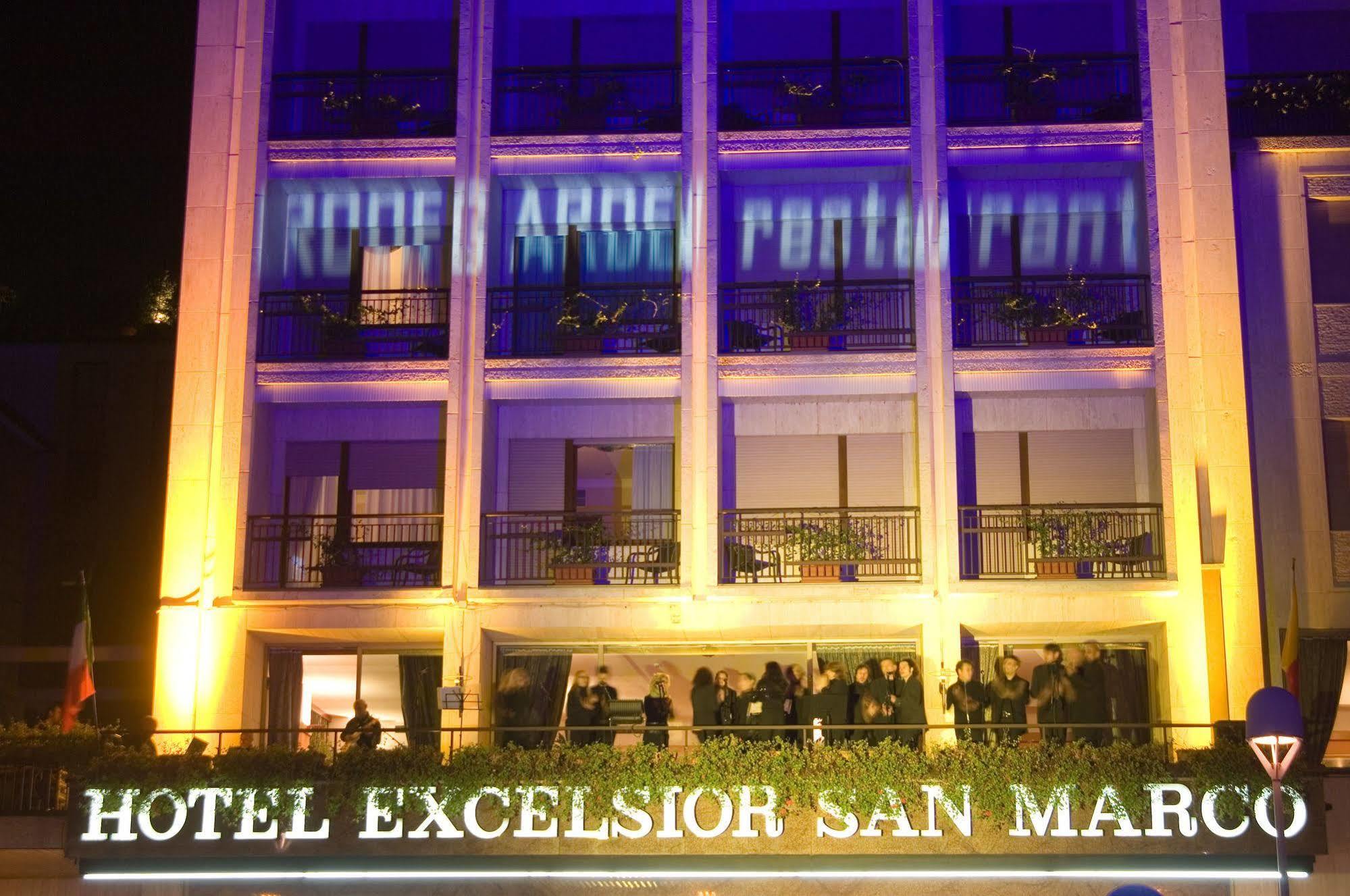 Hotel Excelsior San Marco Бергамо Экстерьер фото